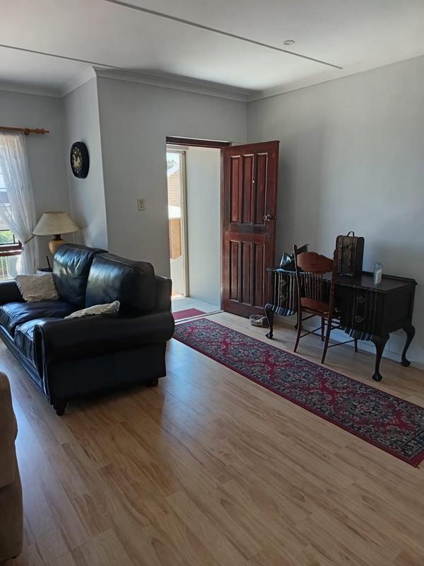 4 Bedroom Property for Sale in Heiderand Western Cape